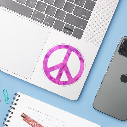 Tie Dye Peace Sign Sticker (Laptop met iPhone)