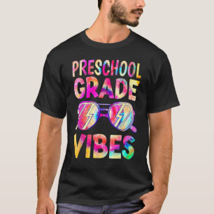 Tie Dye Preschool Vibes leraar eerste dag van acht T-shirt