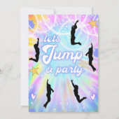 Tie Dye Retro Jump en Play Birthday Invitation Kaart (Achterkant)