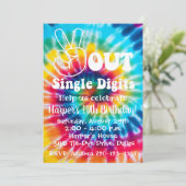 Tie Dye Uitnodiging 10e Verjaardag Peace Out (Staand voorkant)