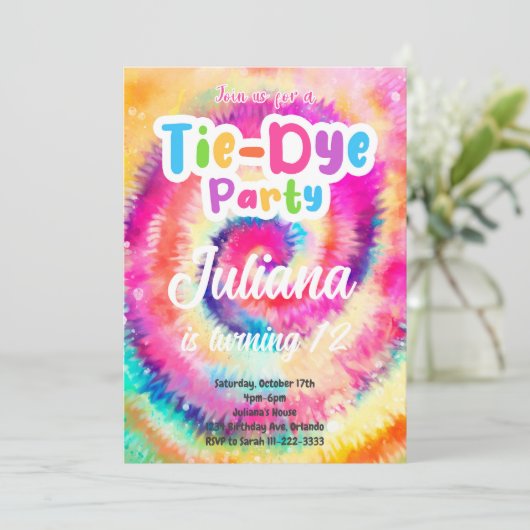 Tiedye Verjaardag Uitnodigen Kaart (Staand voorkant)