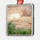 Tien halve pond blokken van TNT Metalen Ornament (Links)