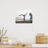 Tienermeisje speelt een turnspatje, mam poster (Keuken)