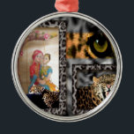 Tiger & Couple Art Print Metalen Ornament<br><div class="desc">Tiger & Couple Art Print Introductie van de "Tiger & Couple Art Print", een boeiende collage die prachtig de culturele rijkdom van een Zuid-Aziatisch paar combineert met de majestueuze aanwezigheid van een tijger, allemaal tegen een dynamische achtergrond van tijgerprint. Beschrijving van het ontwerp: Dit kunstwerk is voorzien van een zorgvuldig...</div>