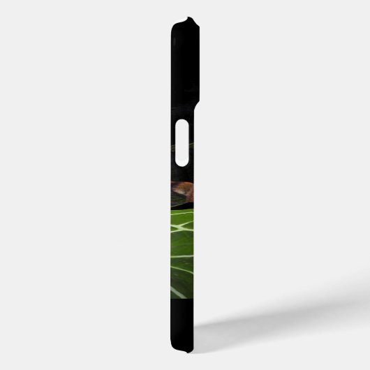 Tiger Crouching in het Oerwoud Case-Mate iPhone Case (Achterkant / Rechts)