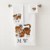 Tiger Design Monogrammed Bad Handdoek (Insitu)