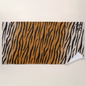 Tiger Fur Realistic Animal Print Gray Monogram Strandlaken (Voorkant)
