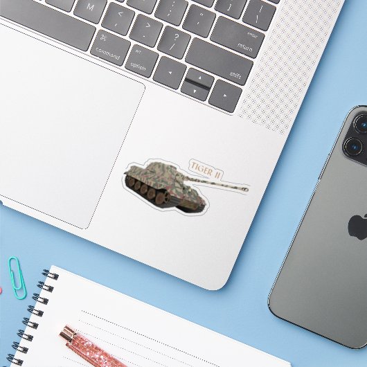Tiger II Duitse WW2-slagtank Sticker (Laptop met iPhone)