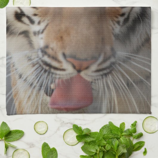 Tiger Kisses Kitchen Towel Theedoek (Gevouwen)