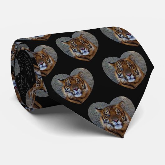 Tiger Love_ Stropdas (Opgerold)