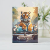 Tiger sitting on a sports car  bedankkaart (Staand voorkant)