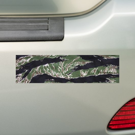 Tiger Stripe Camo Bumpersticker (Op auto)