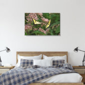 Tiger Swallowtail Butterflies over Joe Pye Weed Canvas Afdruk (Insitu (Slaapkamer))