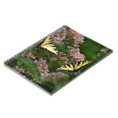 Tiger Swallowtail Butterflies over Joe Pye Weed Notitieboek (Linkerzijde)