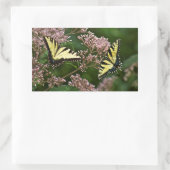 Tiger Swallowtail Butterflies over Joe Pye Weed Rechthoekige Sticker (Tas)