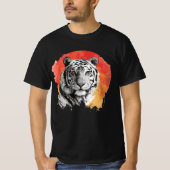Tiger symbol of courage. T-Shirt (Voorkant)