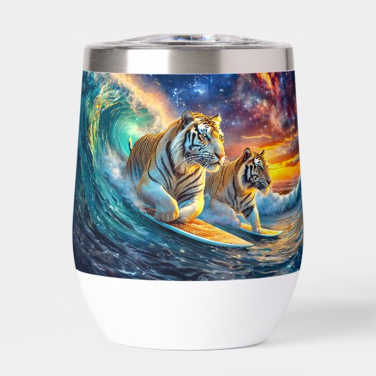 Tigers Surfing Space Design van Rich AMeN Gill (Voorkant)