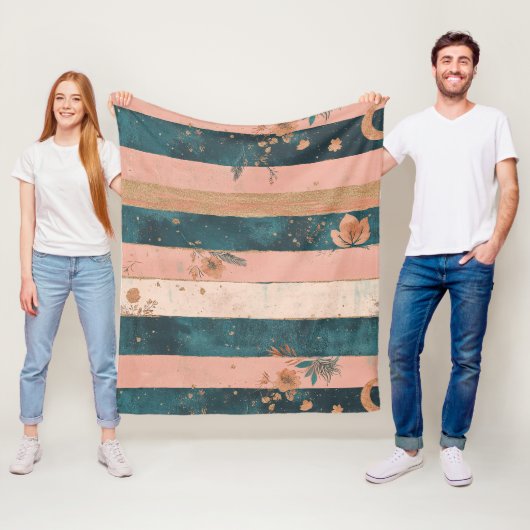 Tigreen en kleiaardse hemelstreep met tribale deta fleece deken (In situ)