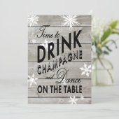 Tijd om Champagne op Barn Board Xmas te Drinken Ui Kaart (Staand voorkant)