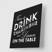 Tijd om Champagne Wall Clock in Black te Drinken Vierkante Klok (Hoek)