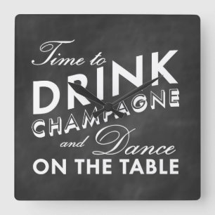Tijd om Champagne Wall Clock op het bord te Drinke Vierkante Klok