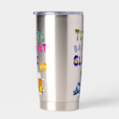 Tijd om dat glas weer op te pakken geïsoleerde drinkbeker (Rechts)