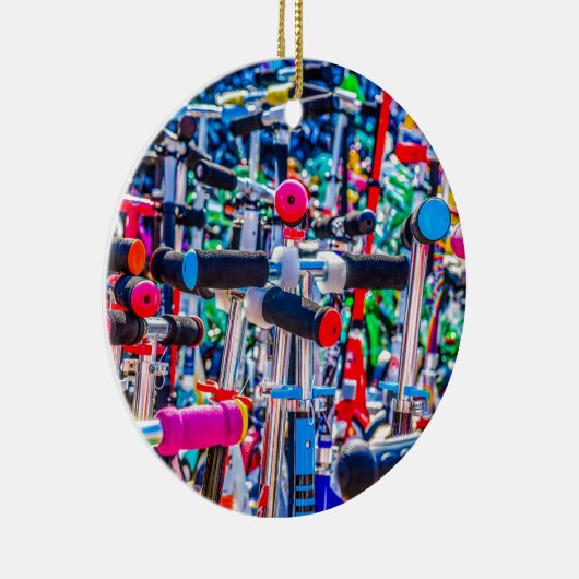 Tijd om een scooter te kopen keramisch ornament (Rechts)