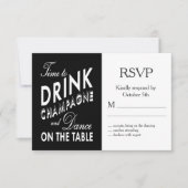 Tijd om te Drinken Champagne Halloween bruiloft RS RSVP Kaartje (Voorkant)
