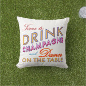 Tijd voor Drink Champagne White Outdoor Pillow Buitenkussen (Gras)