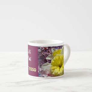 Tijd voor koffie Espresso mokken Narcissen Bloemen