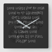 Tijd wacht op geen Man Vierkante Klok (Voorkant)