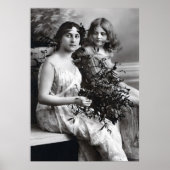 Tijdloos portret van moeder en dochter poster (Voorkant)