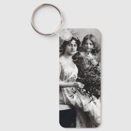 Tijdloos portret van moeder en dochter sleutelhanger