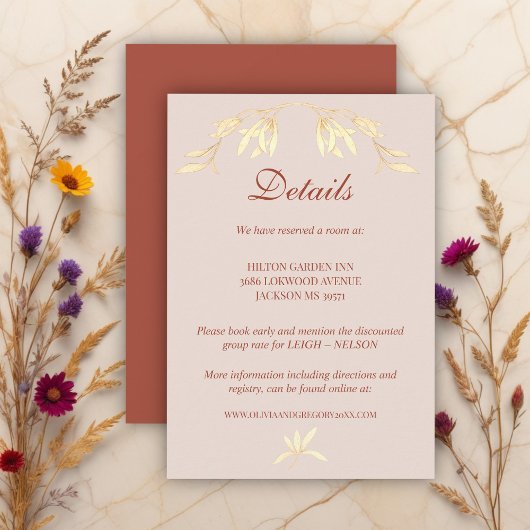 Tijdloze bloemenrustieke bruiloft details informatiekaartje