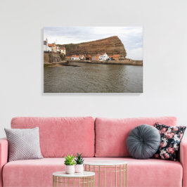 Tijdloze charme van de haven van Staithes Canvas Afdruk
