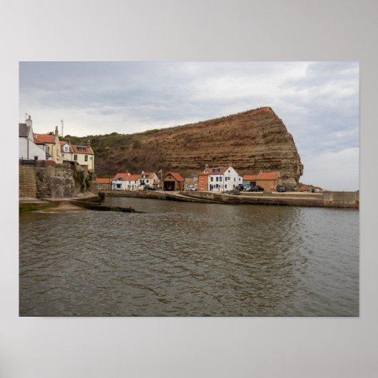 Tijdloze charme van de haven van Staithes Poster (Voorkant)