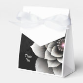 Tijdloze Elegantie: Black & Silver Blossom Wedding Bedankdoosjes (Voorkant Zijde)