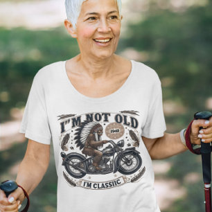 Tijdloze elegantie: klassieke schoonheid omarmen t-shirt