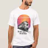 Tijdloze gepensioneerde vibes t-shirt (Voorkant)