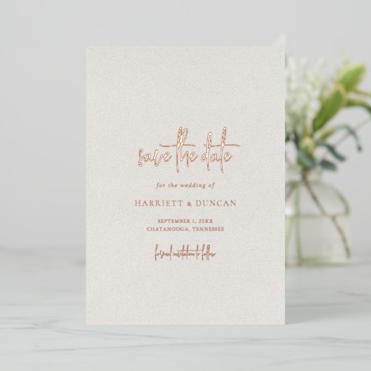Tijdloze Neutral Beige Wedding Save the Date Folie Uitnodiging (Staand Voorkant)