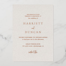 Tijdloze neutrale beige elegante bruiloft folie uitnodiging