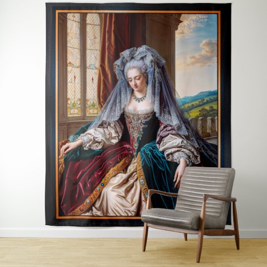 Tijdloze schoonheid van een majestueuze dame met e wandkleed (In situ)