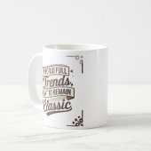 Tijdloze stijl in een wereld van trends koffiemok (Voorkant links)