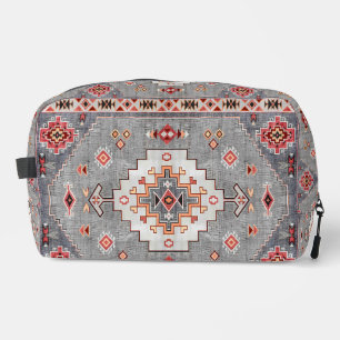 Tijdloze Threads: Erfgoed Boho Marokkaanse geometr Toilettasje