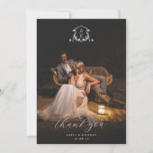 Tijdloze Vines Monogram Crest Trouwfoto Bedankkaart (Voorkant)