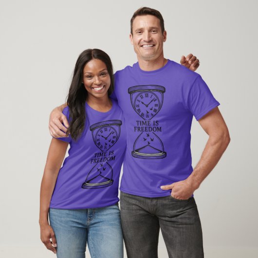 Tijdloze zandloper met vogels en Vrijheidsboodscha T-shirt (Unisex)