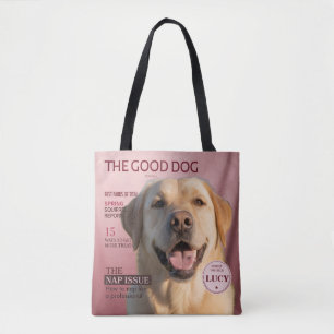 Tijdschriftcover met foto van hond en roze monogra tote bag