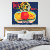 Tijger Apple Crate LabelWatsonville, CA Canvas Afdruk (Insitu (Slaapkamer))