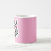 Tijger die een bril draagt en roze bubbelkauwgom b koffiemok (Center)