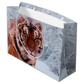 Tijger en sneeuw large cadeautasje (Achterkant Gekanteld)